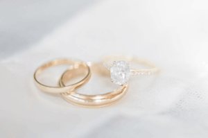 Vestuario y Anillos